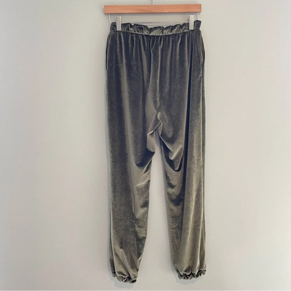 Lovers + Friends Takara Jogger Olive Green Large - Picture 7 of 14